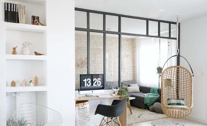 Étagère en Verre sur Mesure : maximiser l’espace avec panache ! 1 verriere atelier en verre securit